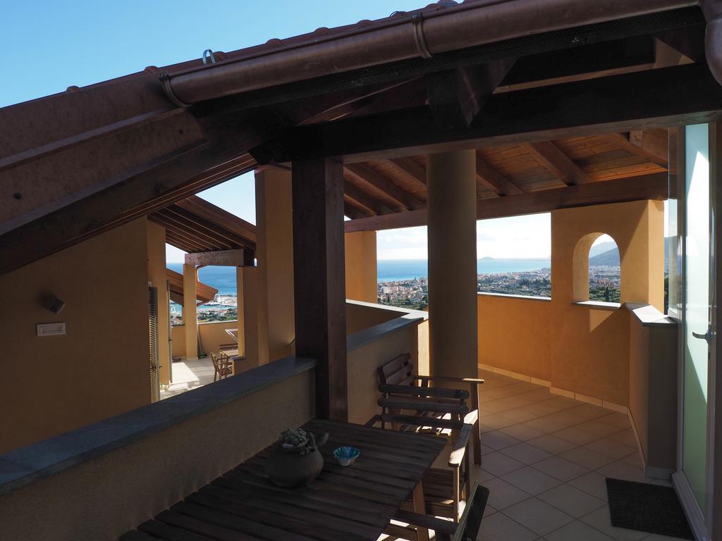Agriturismo "I Castellari" Pietra Ligure Habitación foto