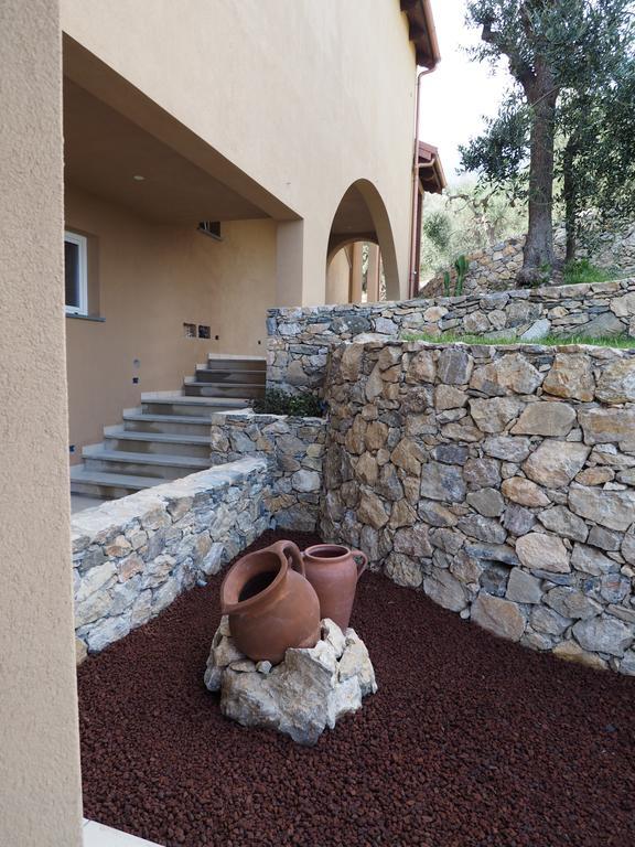 Agriturismo "I Castellari" Pietra Ligure Exterior foto