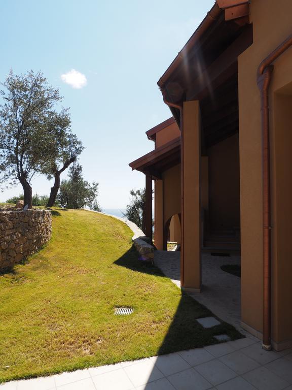 Agriturismo "I Castellari" Pietra Ligure Exterior foto