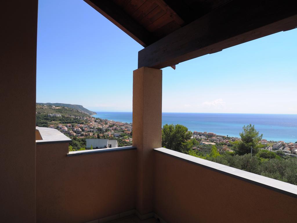 Agriturismo "I Castellari" Pietra Ligure Habitación foto