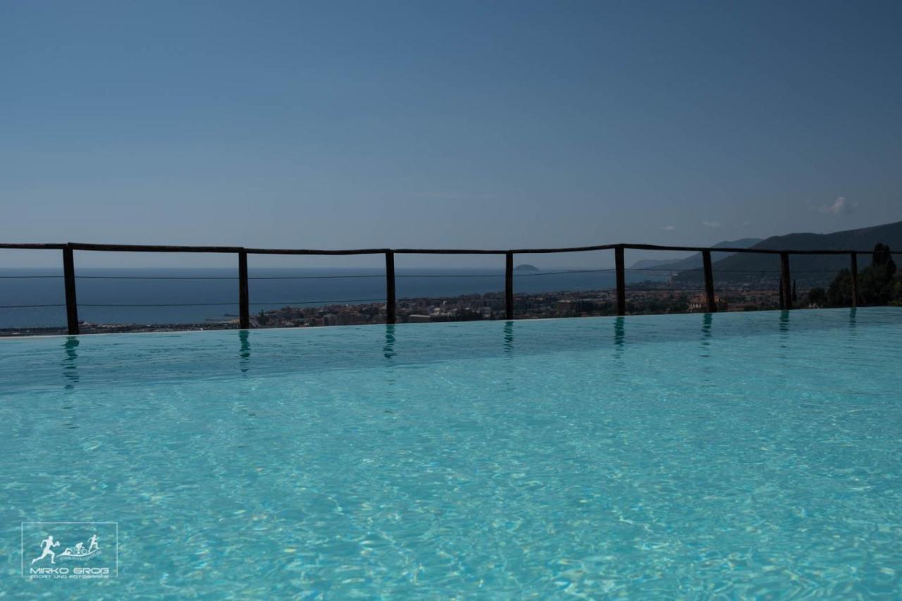 Agriturismo "I Castellari" Pietra Ligure Exterior foto